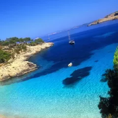 El turismo en Menorca impulsará la economía balear en 2021-2022.