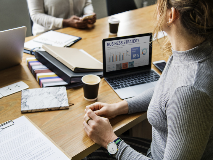 Análisis Comparativo: Los Mejores Secadores Antiencrespamiento del Mercado para un Cabello Perfectamente Estilizado