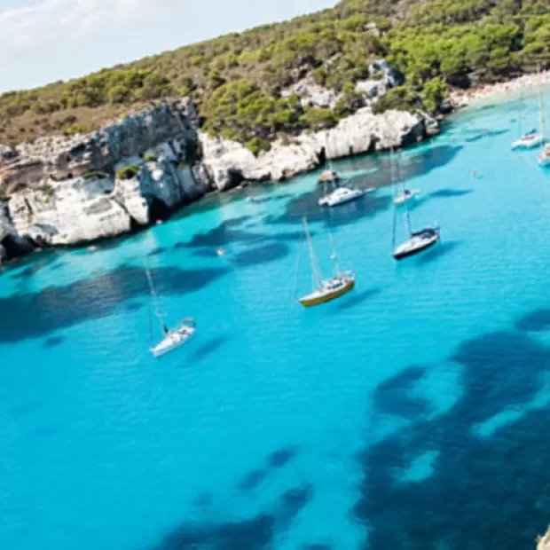 Minorca (e tutte le Baleari) ottengono il via libera per il turismo britannico