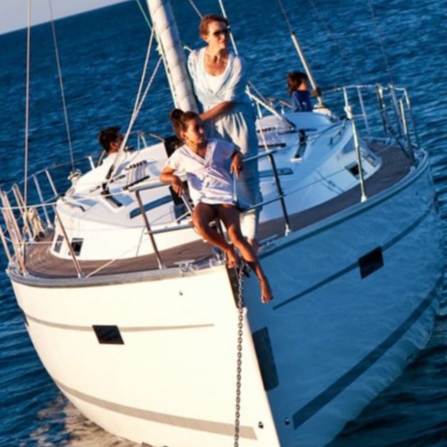 Andare in vacanza a Minorca in barca a vela e godersi il relax del mare