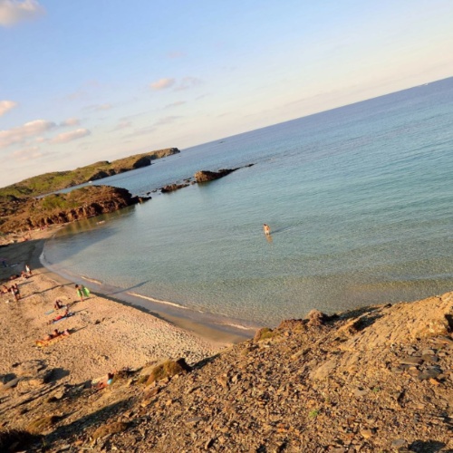 Due splendide spiagge vergini della costa nord di Minorca