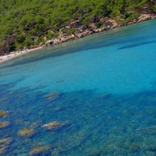 Due splendide spiagge vergini della costa nord di Minorca