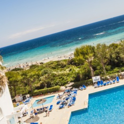 Estos son los mejores hoteles con vistas al mar de Menorca