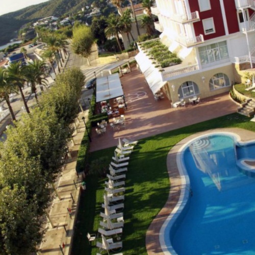 Estos son los mejores hoteles con vistas al mar de Menorca