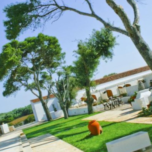 Hotel romantici e tranquilli a Minorca: la splendida finca di Binigaus Vell