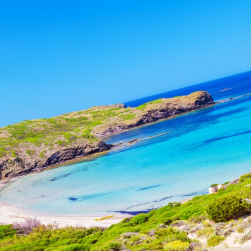 Las mejores calas y playas nudistas en Menorca