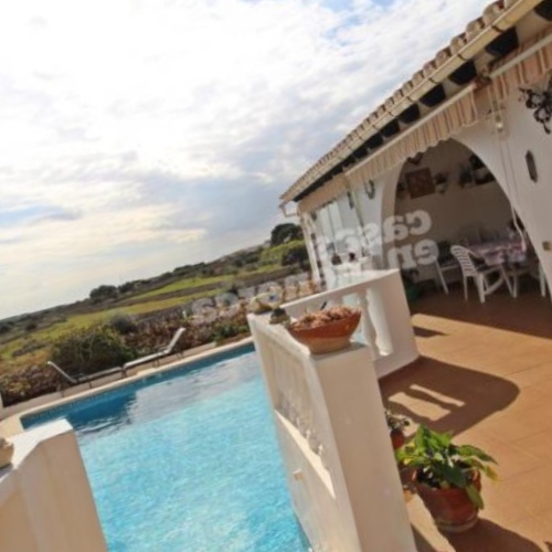 Splendida villa con piscina in vendita a Cala en Porter (Alaior)